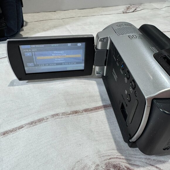 Sony Handycam DCR-SR47 HDD Video Camera 60GB 60x Zoom Camcorder Tested - Picture 8 of 8